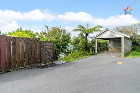 Photo of property in 31 Tirohanga Road, Tirohanga, Lower Hutt, 5010