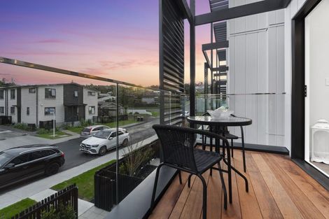 Photo of property in 5a Agincourt Street, Glenfield, Auckland, 0629