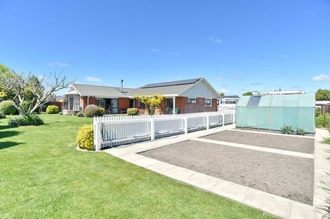 Photo of property in 15 Chartwell Close, Rangiora, 7400