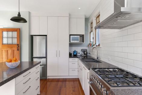 Photo of property in 123 Rongotai Road, Kilbirnie, Wellington, 6022