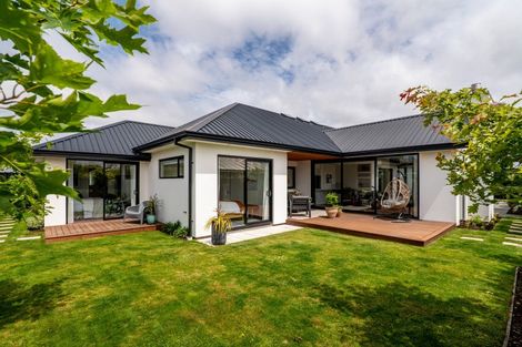 Photo of property in 13 Dollar Place, Prebbleton, 7604