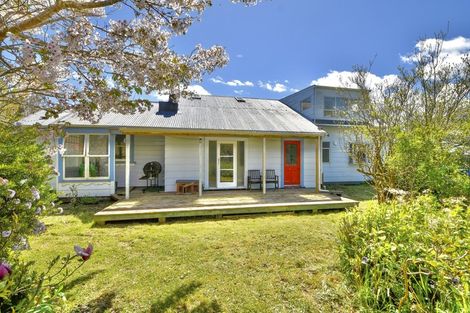 Photo of property in 71 Stanly Street, Eketahuna, 4900