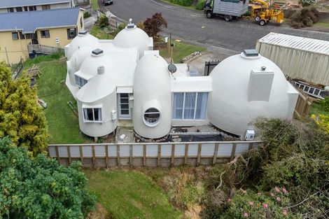 Photo of property in 17 Chartwell Drive, Eltham, 4322