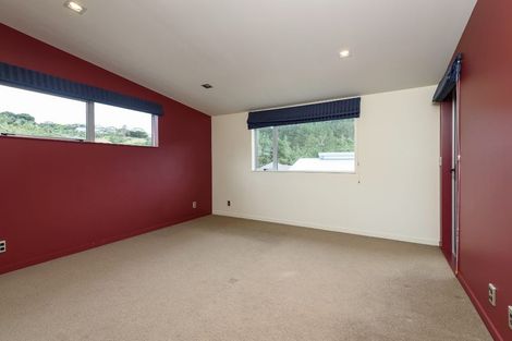 Photo of property in 3 Sedgley Grove, Churton Park, Wellington, 6037