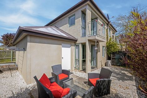 Photo of property in 92 Purchas Street, Edgeware, Christchurch, 8013