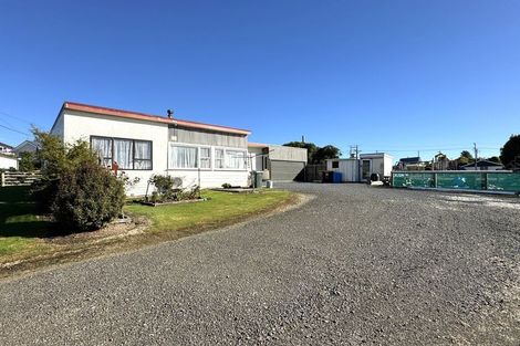 Photo of property in 8 Kowhai Street, Kaka Point, Balclutha, 9271