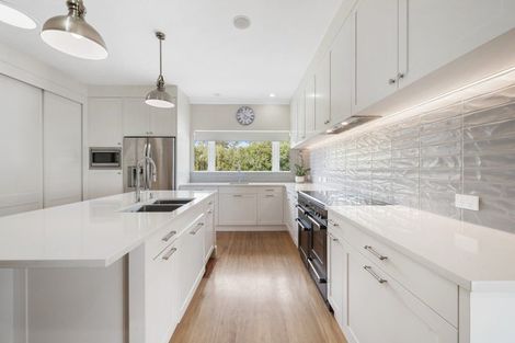 Photo of property in 576 Whitford Road, Whitford, Howick, 2571