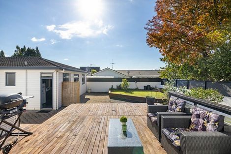 Photo of property in 166 Sandwich Road, St Andrews, Hamilton, 3200