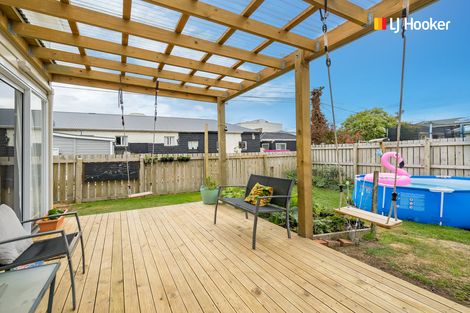 Photo of property in 17 Wesley Street, South Dunedin, Dunedin, 9012