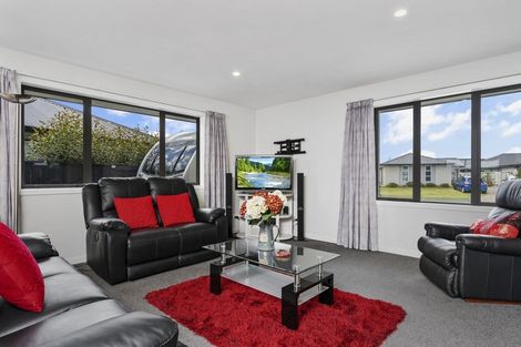 Photo of property in 4 Te Ataiti Lane, Pyes Pa, Tauranga, 3112