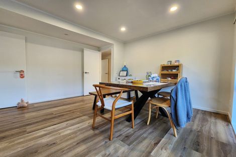 Photo of property in 49 Golfland Drive, Golflands, Auckland, 2013