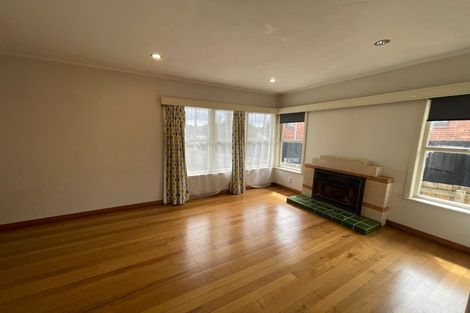 Photo of property in 28 Landon Avenue, Mangere East, Auckland, 2024