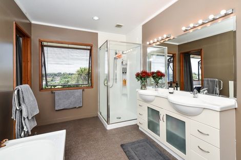 Photo of property in 8 Northview Lane, Nawton, Hamilton, 3200