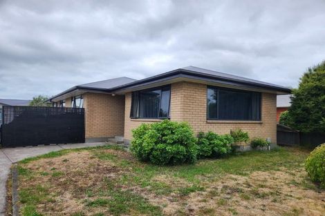 Photo of property in 35 Bickerton Street, Wainoni, Christchurch, 8061