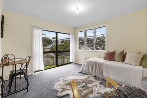 Photo of property in 13 Freeling Street, Island Bay, Wellington, 6023