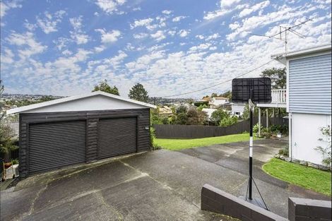 Photo of property in 143 Browns Bay Road, Browns Bay, Auckland, 0630
