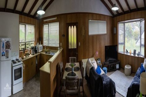 Photo of property in 10 Arawata Terrace, Fernhill, Queenstown, 9300