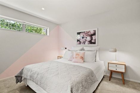 Photo of property in 1 Larkins Way, Arthurs Point, Queenstown, 9371