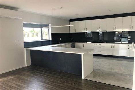 Photo of property in 19 Resolution Drive, Gulf Harbour, Whangaparaoa, 0930