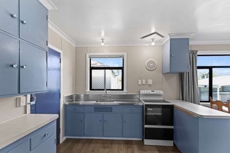 Photo of property in 32 Gloucester Street, Takaro, Palmerston North, 4412