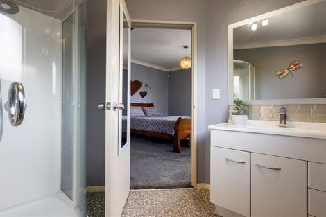 Photo of property in 26 Highgrove Drive, Grandview Heights, Hamilton, 3200