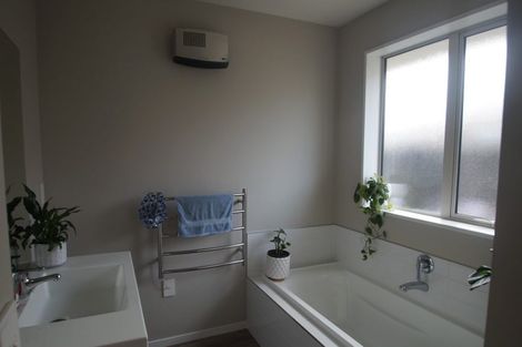 Photo of property in 60 Te Korari Street, Marshland, Christchurch, 8083