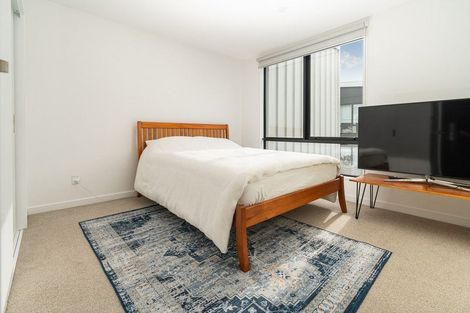 Photo of property in 2/210 Karori Road, Karori, Wellington, 6012