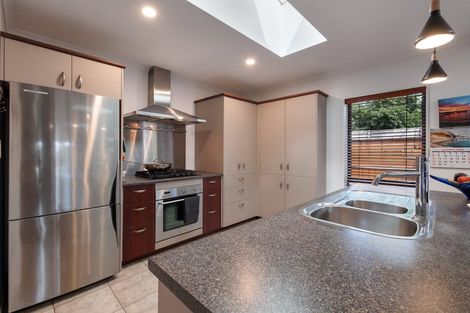 Photo of property in 32 Aranui Drive, Papamoa Beach, Papamoa, 3118