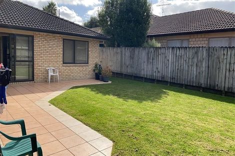 Photo of property in 4 Moravale Lane, Flat Bush, Auckland, 2016