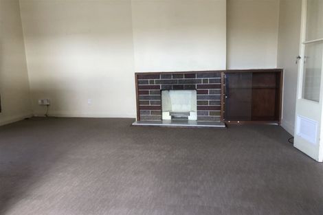 Photo of property in 2 Eden View Road, Sandringham, Auckland, 1025