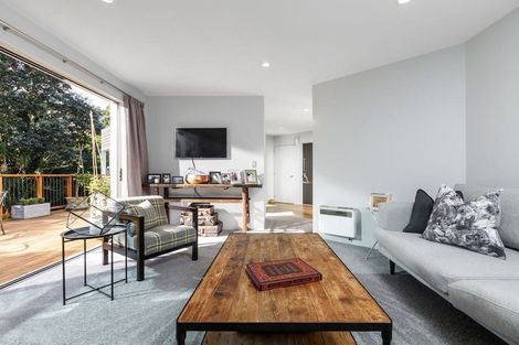 Photo of property in 88c Coronation Road, Hillcrest, Auckland, 0627