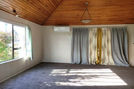 Photo of property in 41 Kennedy Avenue, Forrest Hill, Auckland, 0620