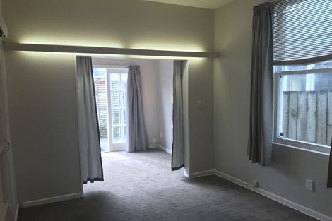 Photo of property in 125 Wallace Street, Mount Cook, Wellington, 6021