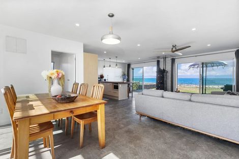 Photo of property in 1880 East Coast Road, Whakatiwai, Pokeno, 2473