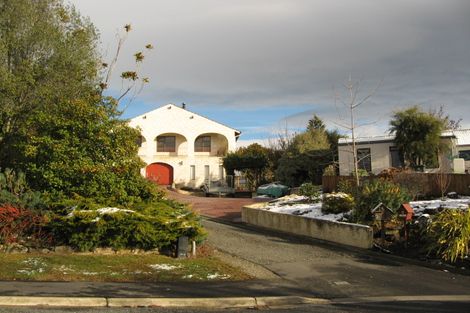 Photo of property in 4 Craig Place, Bridge Hill, Alexandra, 9320