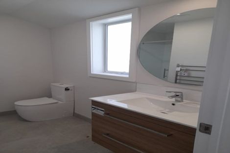 Photo of property in 1 Nottingham Road, Omokoroa, 3114