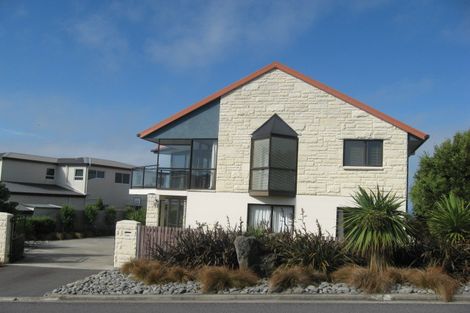 Photo of property in 63 Glenstrae Road, Redcliffs, Christchurch, 8081
