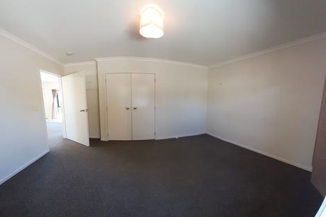 Photo of property in 28a Kamara Road, Glen Eden, Auckland, 0602