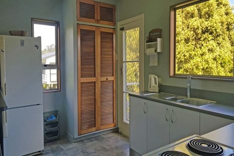 Photo of property in 12 Omutu Street, Oakura, Hikurangi, 0184