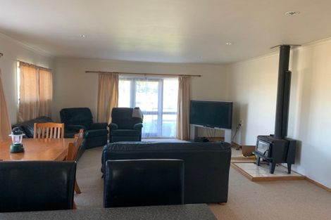 Photo of property in 15 North Street, Mokau, 4376