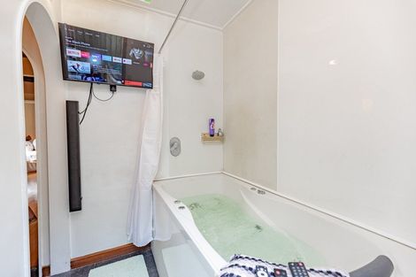 Photo of property in 17 Putiki Drive, Durie Hill, Whanganui, 4500