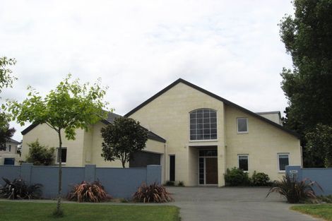 Photo of property in 32 Chateau Drive, Burnside, Christchurch, 8053