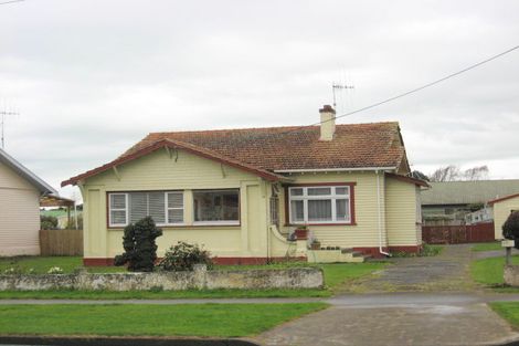 Photo of property in 64 Queen Street West, Levin, 5510