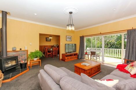 Photo of property in 298 Mountain Road, Lepperton, New Plymouth, 4373