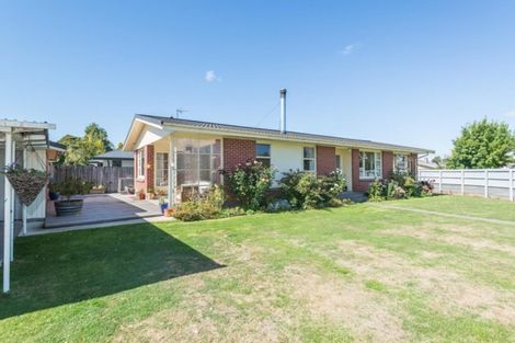 Photo of property in 21 Erica Street, Papanui, Christchurch, 8053