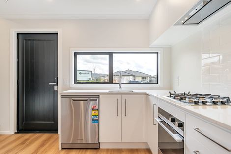 Photo of property in 6 Doug Jensen Street, Wallaceville, Upper Hutt, 5018