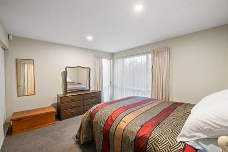 Photo of property in 5 Rosefield Lane, Northcote, Christchurch, 8052
