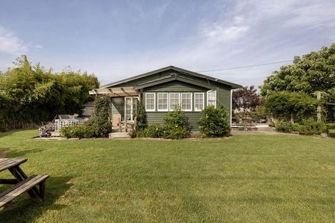 Photo of property in 19 Hydro Road, Edgecumbe, 3120