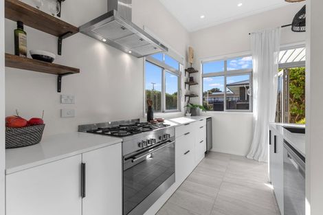 Photo of property in 10a Maranui Street, Mount Maunganui, 3116