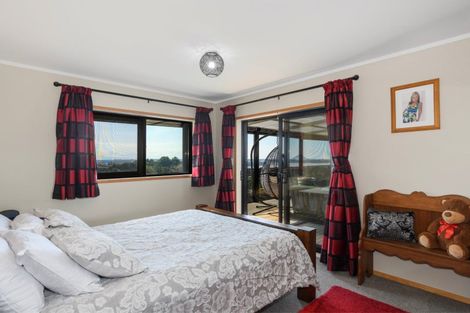 Photo of property in 48 Estuary View Road, Welcome Bay, Tauranga, 3112
